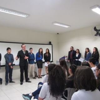 Ensino médio Colégio O Farol