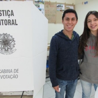 Ensino médio Colégio O Farol