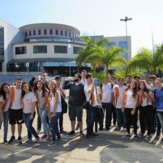 Ensino médio Colégio O Farol